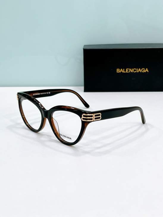 Picture of Balenciaga Sunglasses _SKUfw80535842fw
